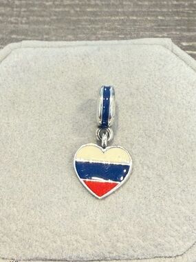 Pandora Russia flag charm
